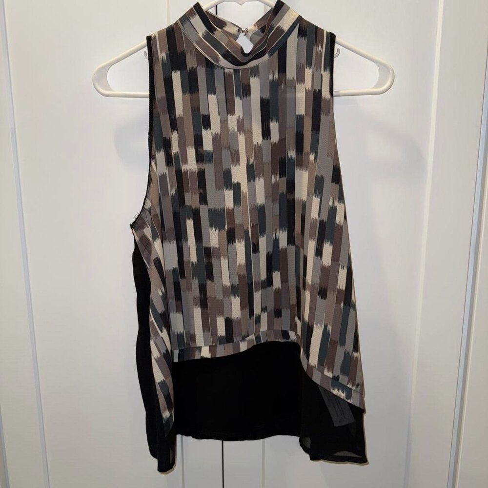 Black and grey Zara top with a touch of elegance